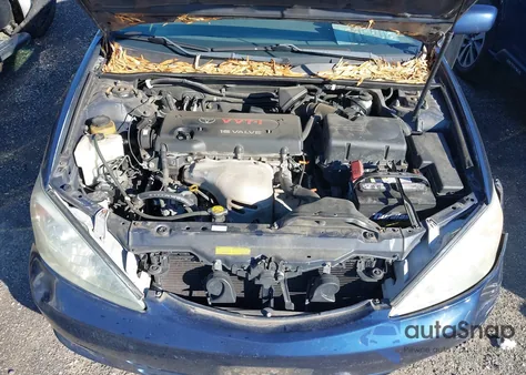 2004 Toyota Camry Xle z USA, uszkodzony, nr VIN 4T1BE30K24U313302